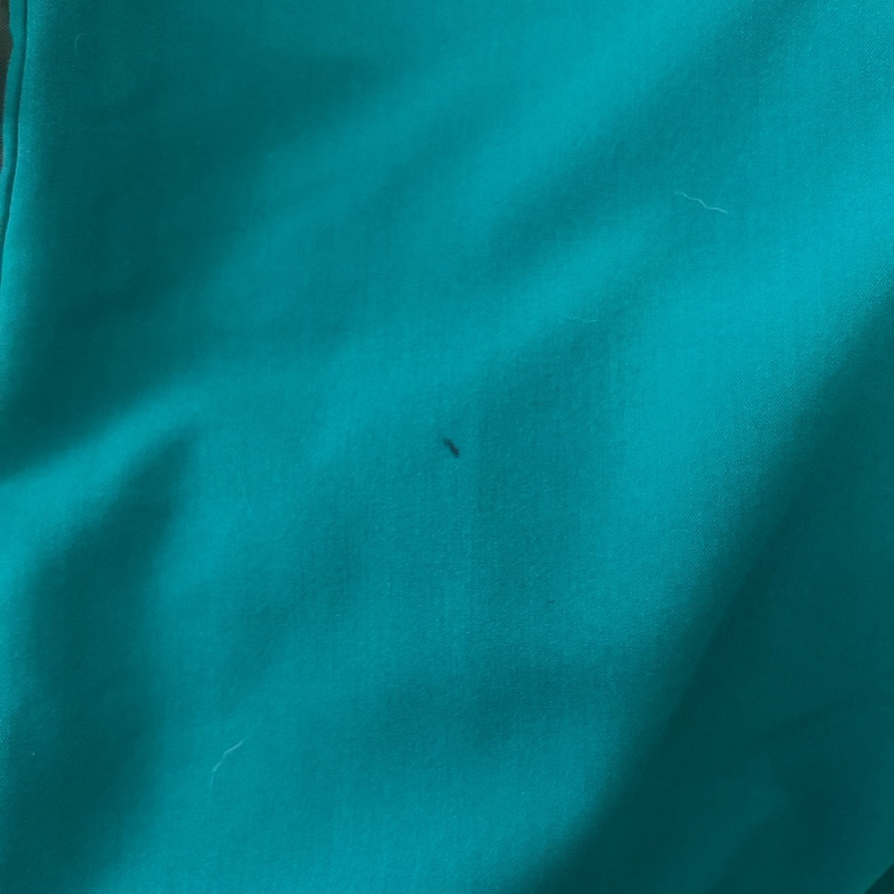 Hunter Green Figs Scrubs Catarina Used Top - Picture 2 of 2